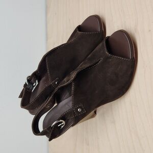 Vero Cuoio Latitude Wedge Sandals Slingback Suede Made In Italy Womens Sz 39 8.5